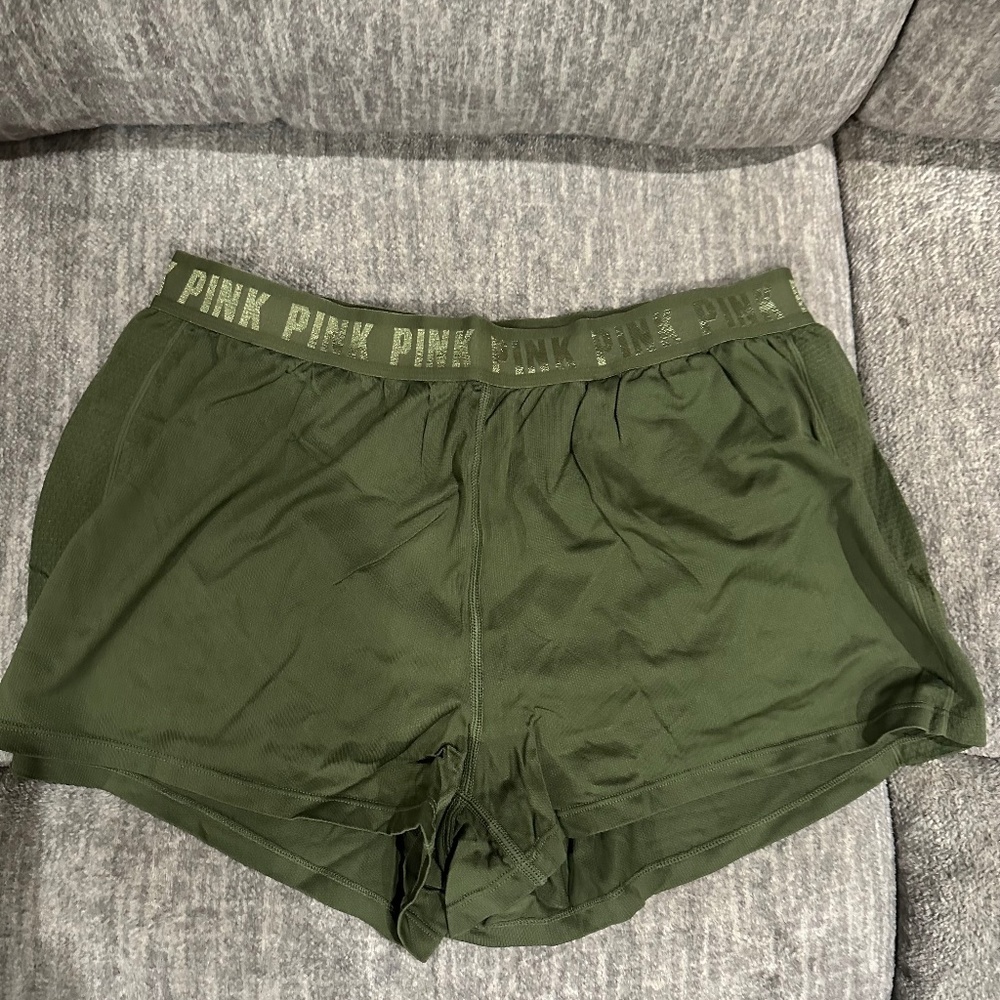 pink shorts